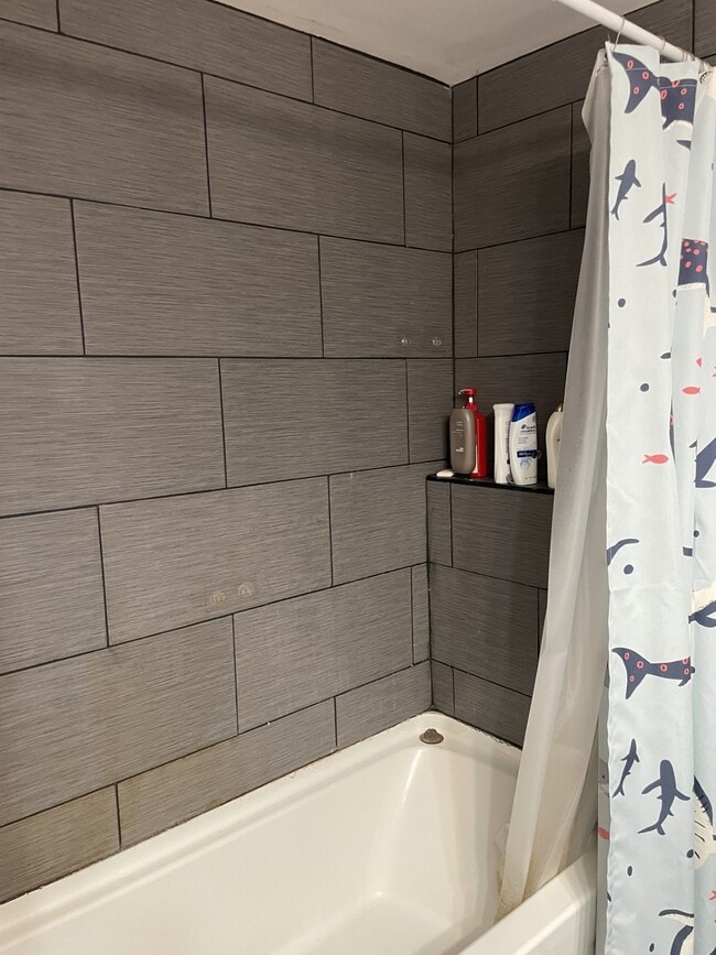 Building Photo - 1135 Beech St