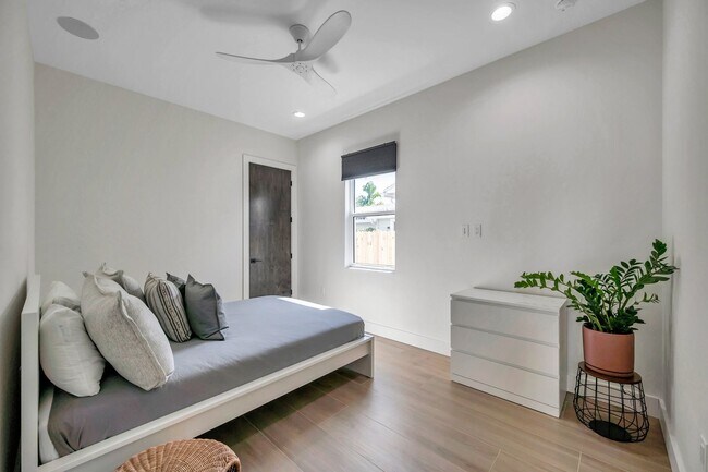 Building Photo - Luxury Living in Grand Central District: Exquisite Furnished Home with Pool