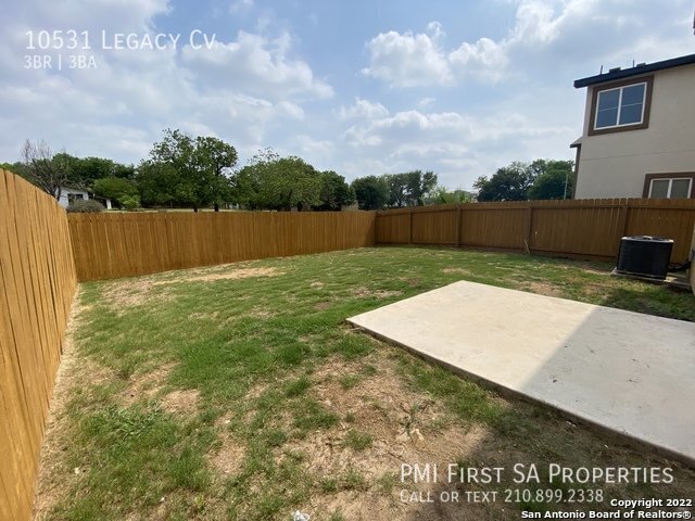 Building Photo - 10531 Legacy Cv