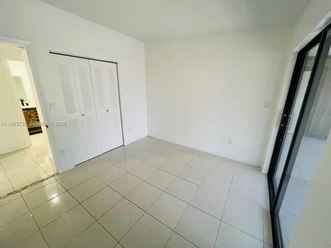 Building Photo - 9743 W McNab Rd