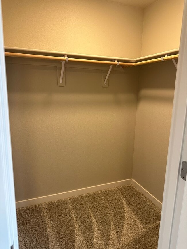 Building Photo - Alderbrook Homes, New Construction, XL Home for Rent!