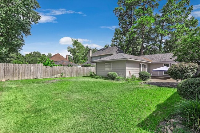 Building Photo - 7703 Pine Cup Dr