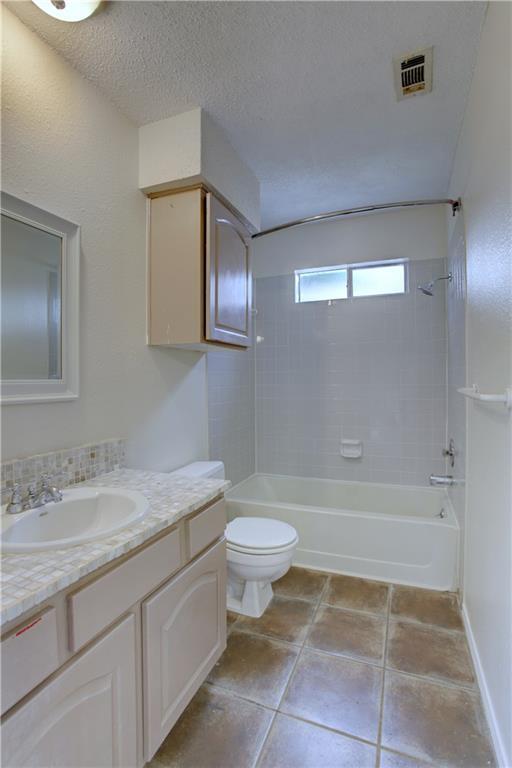 Building Photo - 5910 Jacob Glen