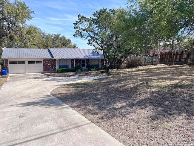 Building Photo - 1410 Colleen Dr