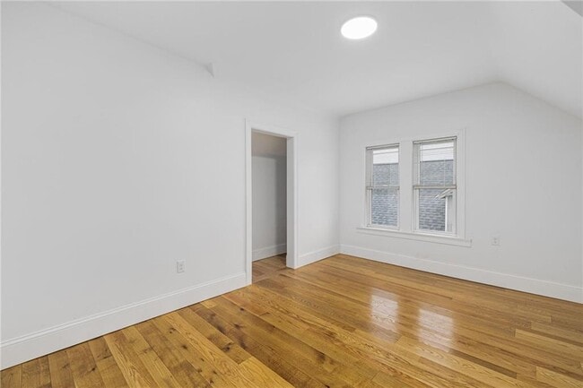 Building Photo - 30 Cypress St