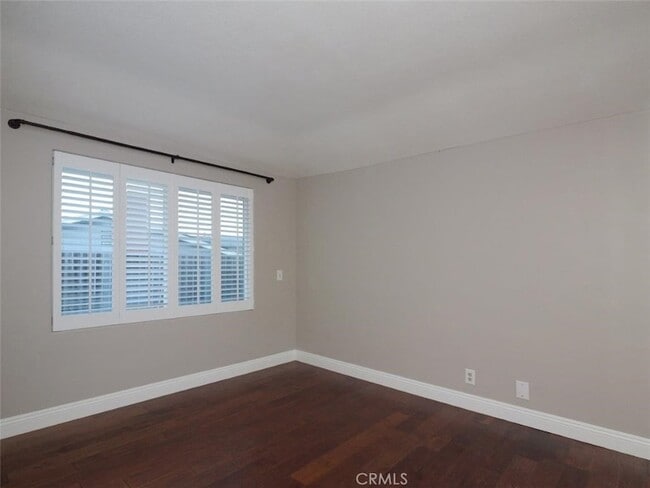 Building Photo - 26771 Menominee Pl