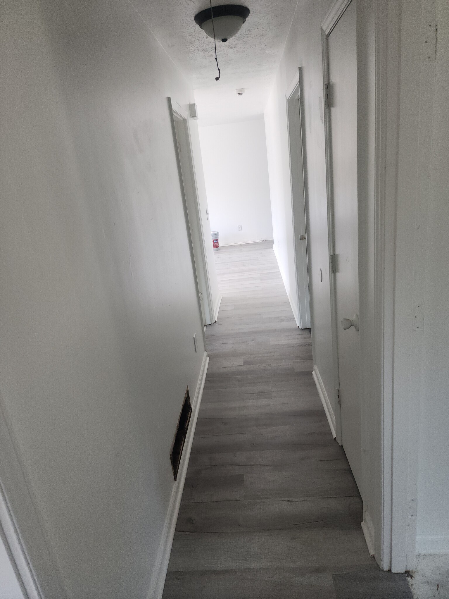 Building Photo - 56 Dumont St