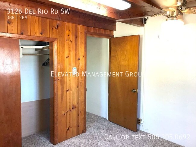 Building Photo - 3 Bedroom in Del Rio Acres/South Valley. L...