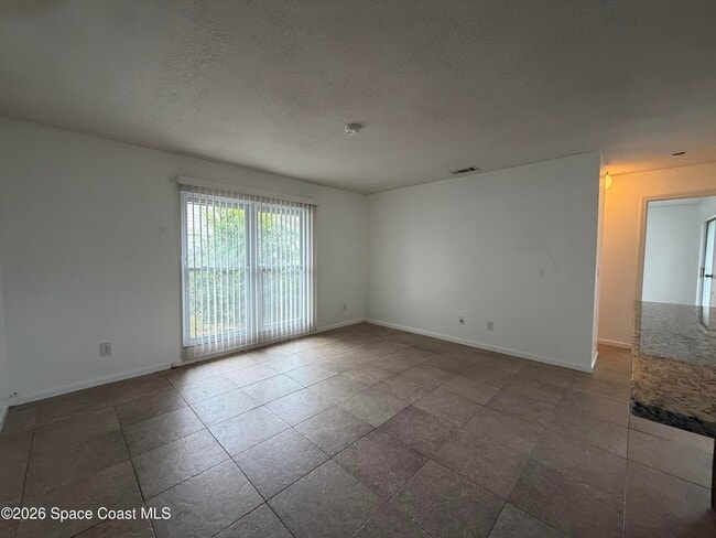 Building Photo - 760 John Adams Ln