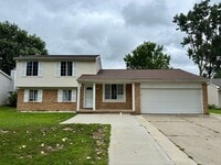 Building Photo - 4-Bedroom Colonial in Grand Blanc – Spacious & Move-In Ready!