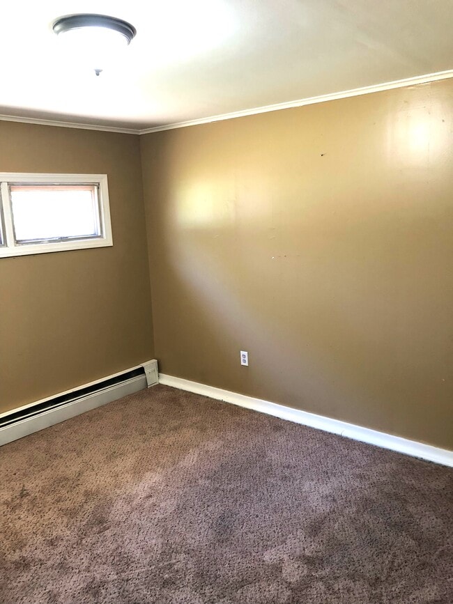 Building Photo - 2928 S Mackinaw Trl