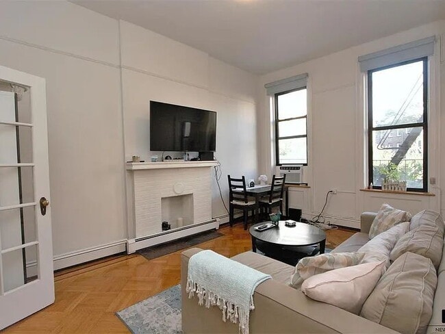 Building Photo - 237 Flatbush Ave