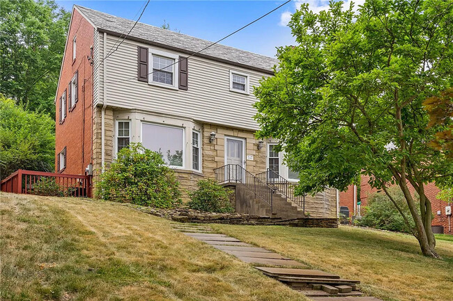 Primary Photo - 1393 Washington Rd