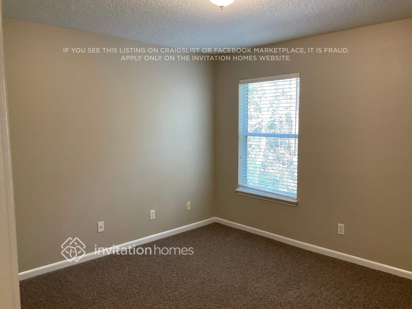 Building Photo - 8519 Glenbury Ct N