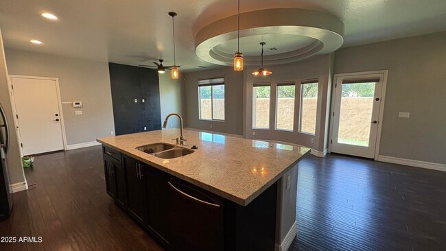 Building Photo - 11460 W St John Rd