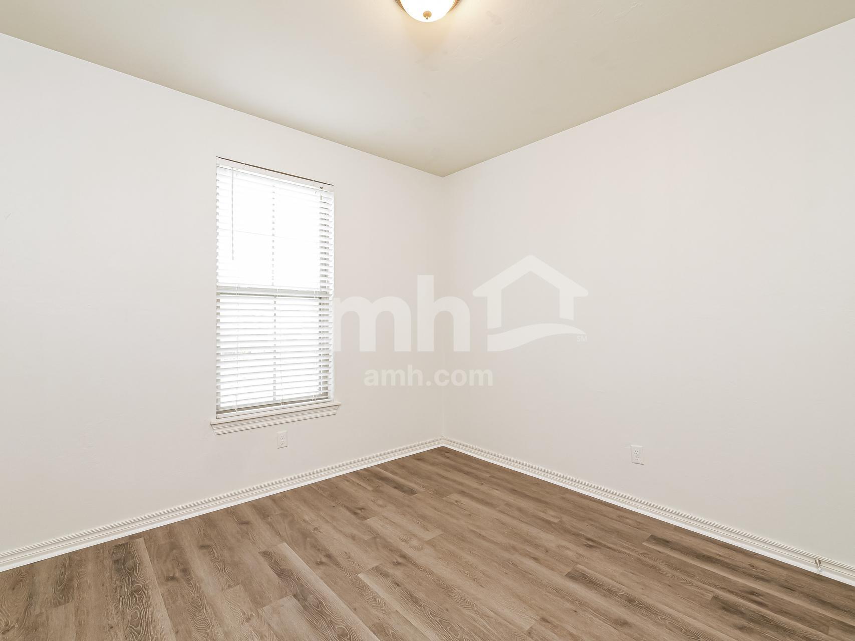 Building Photo - 4800 Limestone Dr