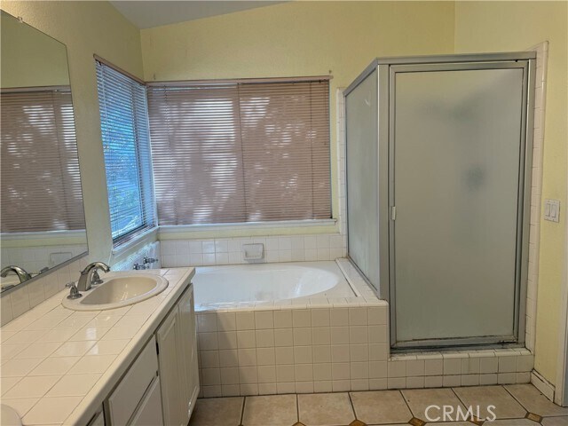 Building Photo - 828 Greenwich Ct