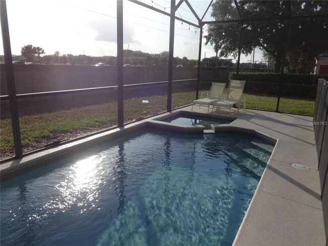 Building Photo - 2600 Marg Ln