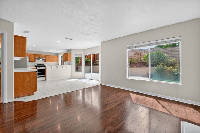 Building Photo - Beautiful 4-Bedroom Home