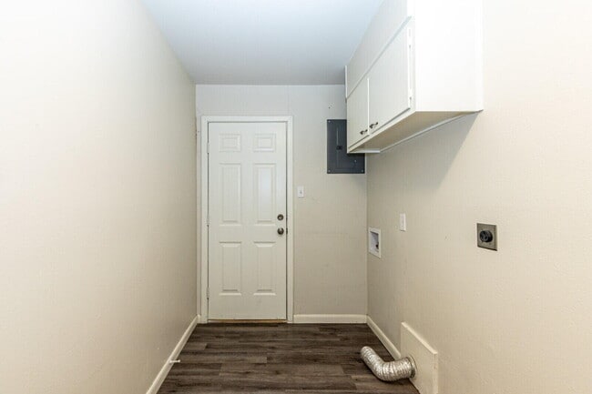 Building Photo - 3805 48th St