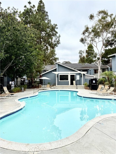 Building Photo - 25611 Quail Run