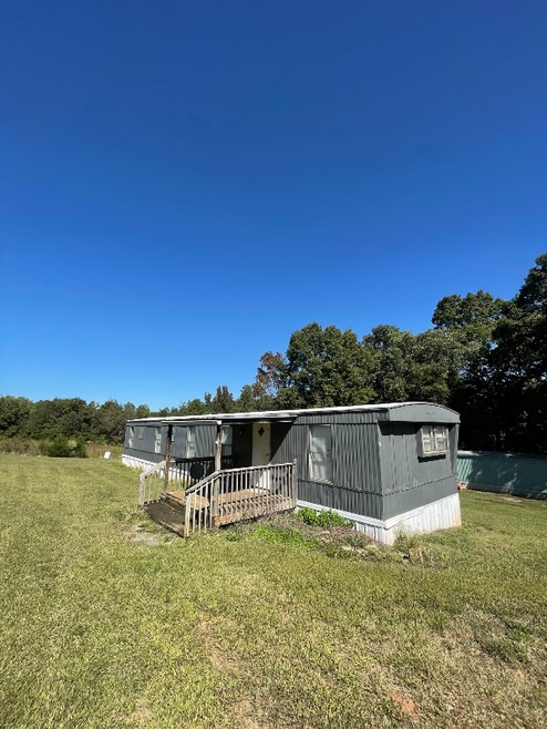 Building Photo - 132 Gantt Rd
