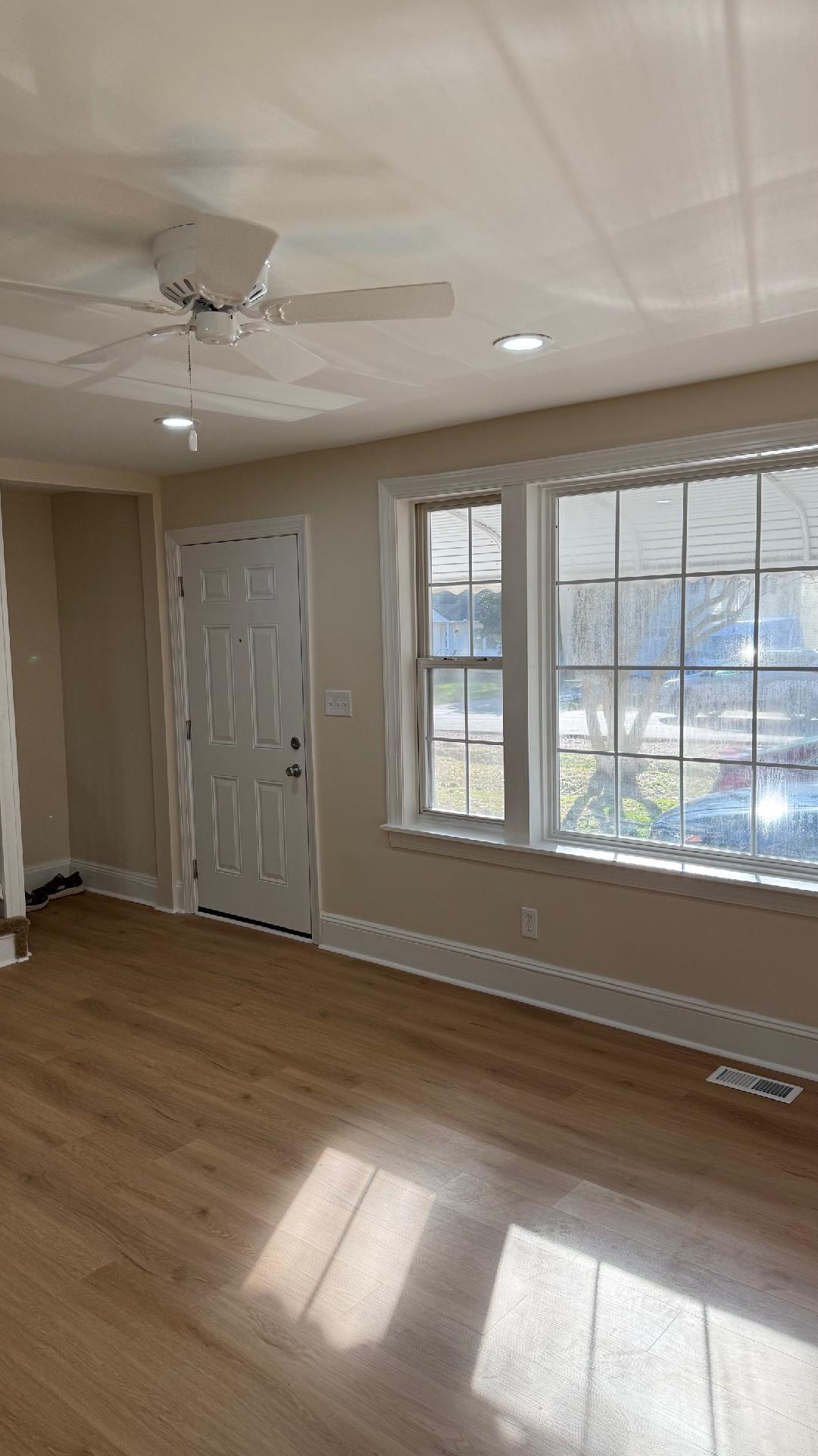 front door - 122 N Fir Ave