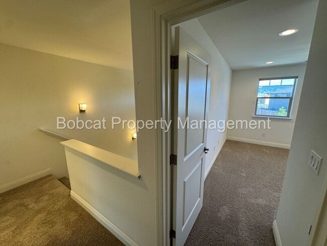 Building Photo - 1230 Saltern Dr