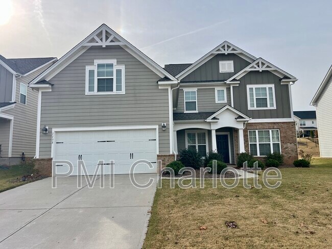 Primary Photo - 1135 Overlake Dr