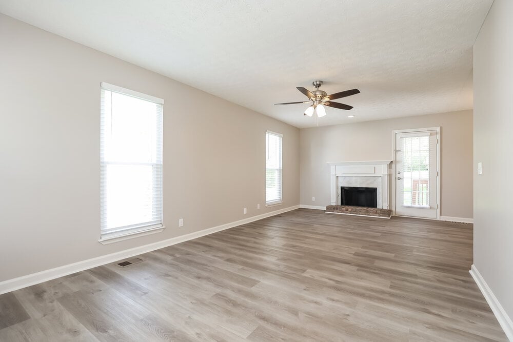 Building Photo - 3068 Chateau Valley Dr