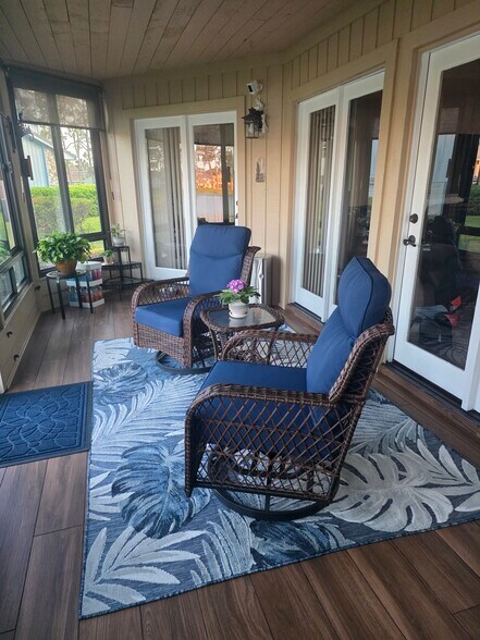 Enclosed Lanai with Pond View - 113 Golden Eye Dr