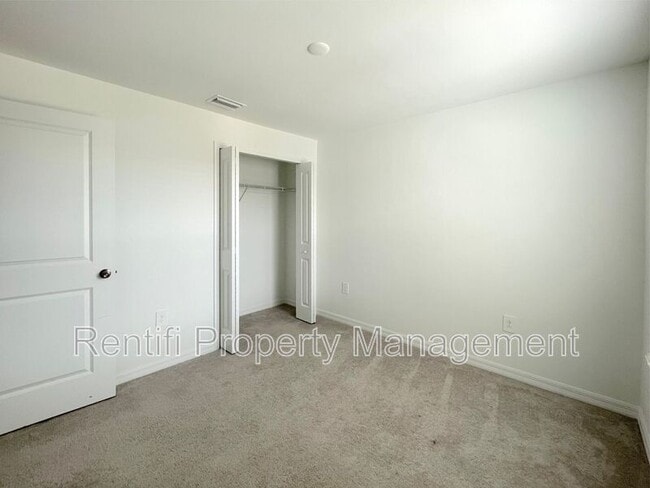 Building Photo - 4260 Canova St