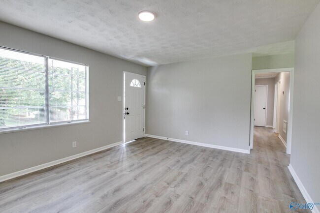 Building Photo - 629 Dawson Terrace NW