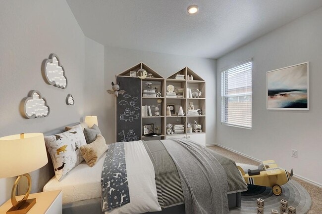 Building Photo - 618 Waterway Ave