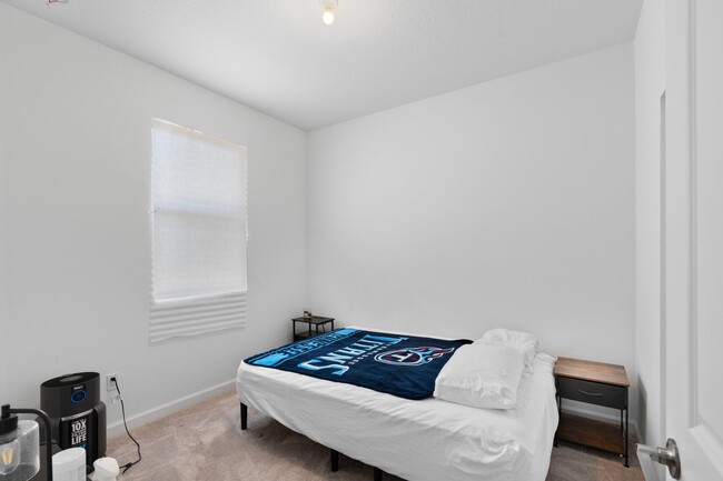 Building Photo - 5467 Flannigan Wy