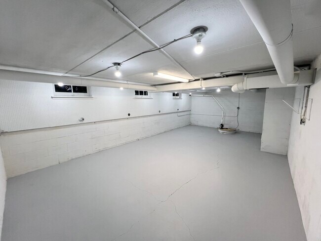 Building Photo - 12525 W Joliet Cir