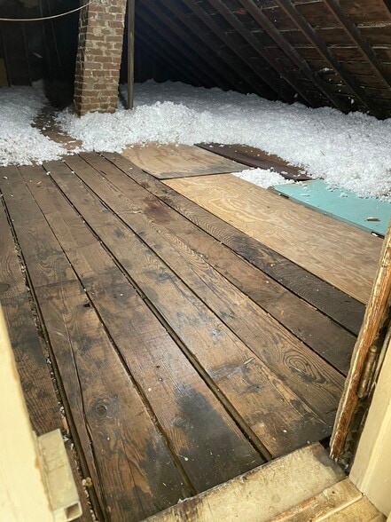 Large storage area - 3439 S 15th St
