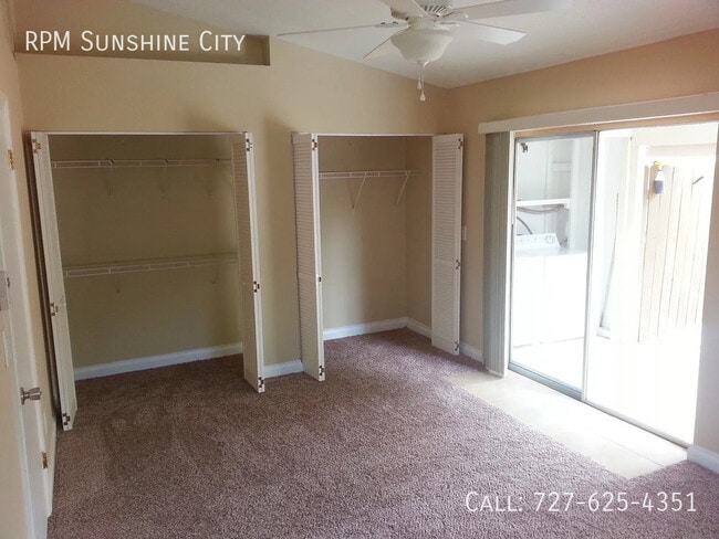 Building Photo - 1628 Pine St