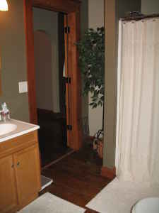 Bath Not Furnished - photo took when staged - 923 Hillcrest E Dr