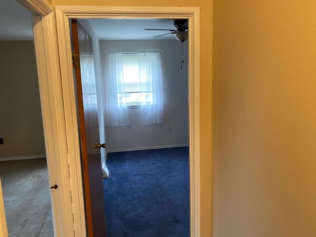 Building Photo - 9891 Garvey Dr