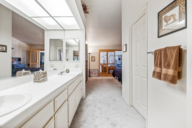 Building Photo - 75355 Santa Fe Trail