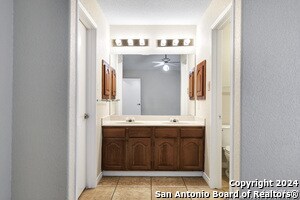 Building Photo - 9503 Elm Glen