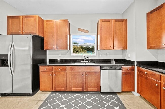 Building Photo - 3625 Bay Heights Way