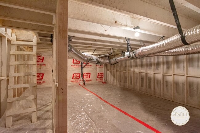 Building Photo - 3-Bed 2-Bath Townhome In Spanish Fork With Luxurious Amenities!