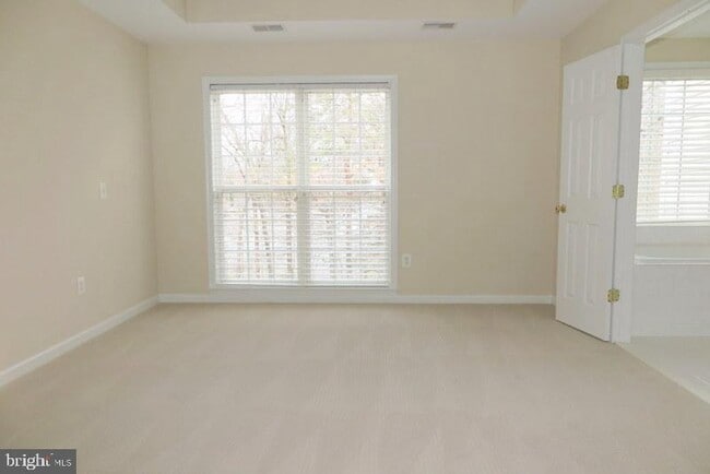 Building Photo - 1622 White Oak Vista Dr