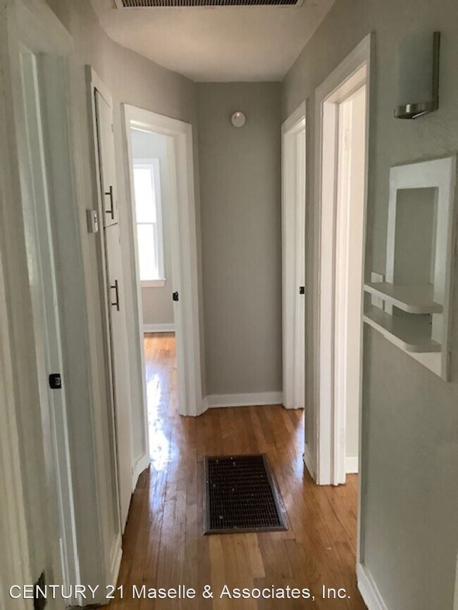 Building Photo - 4 br, 2 bath House - 618 Launcelot