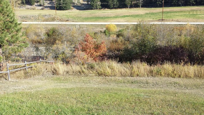 Building Photo - Lovely Ranch style home in Lolo next to creek