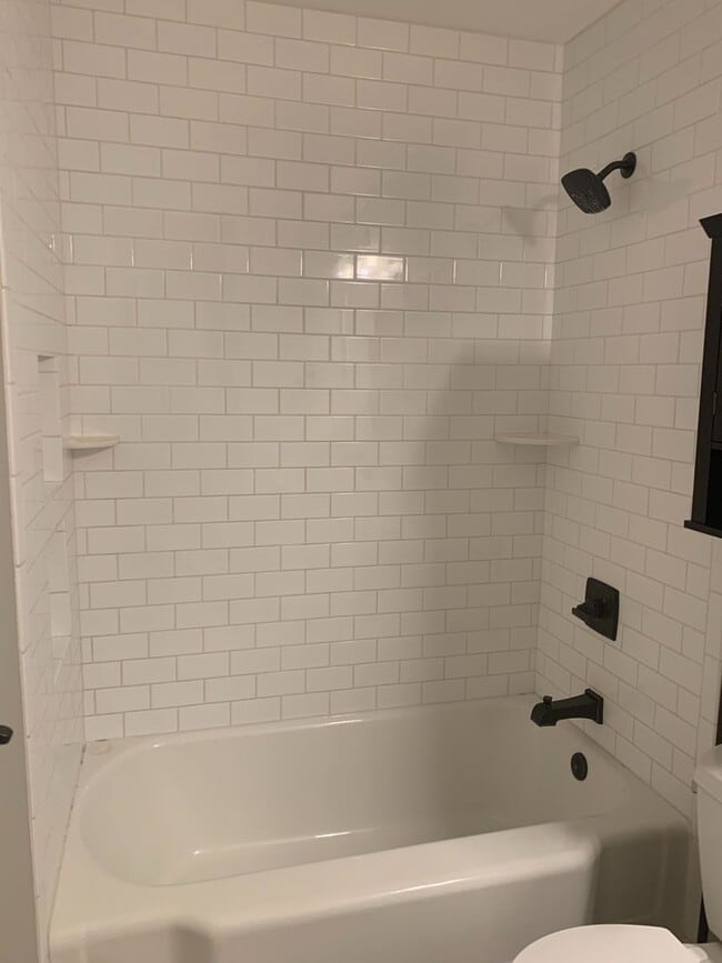 Building Photo - Completely remodeled 4 bedroom home! Hudsonville Schools