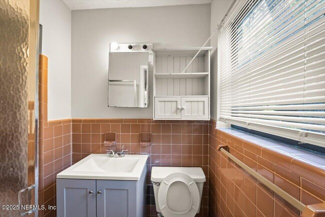 Building Photo - 5941 Caribbean Dr S