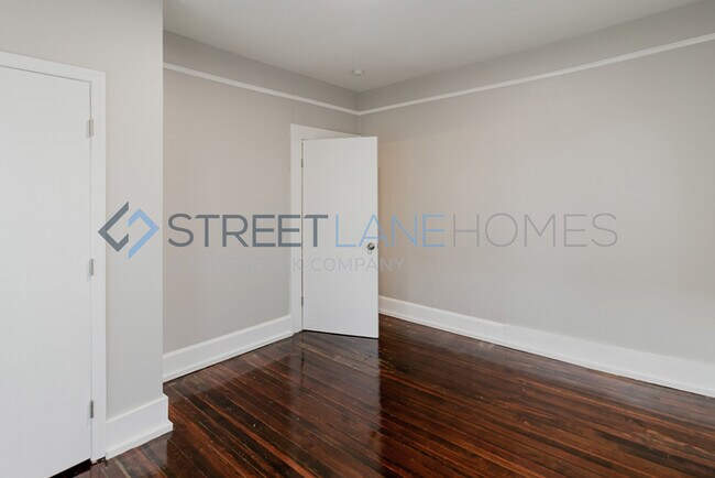 Building Photo - 250 Off First Full Month